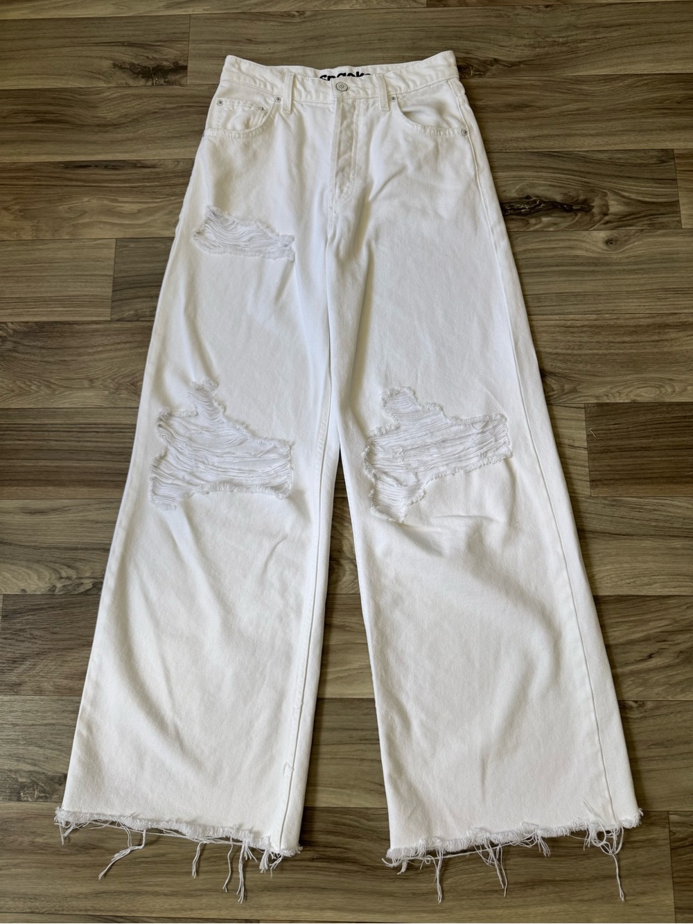 Mother Snacks The Mid Rise Double Dip Nerdy Chew Jeans in Salty White Size 25